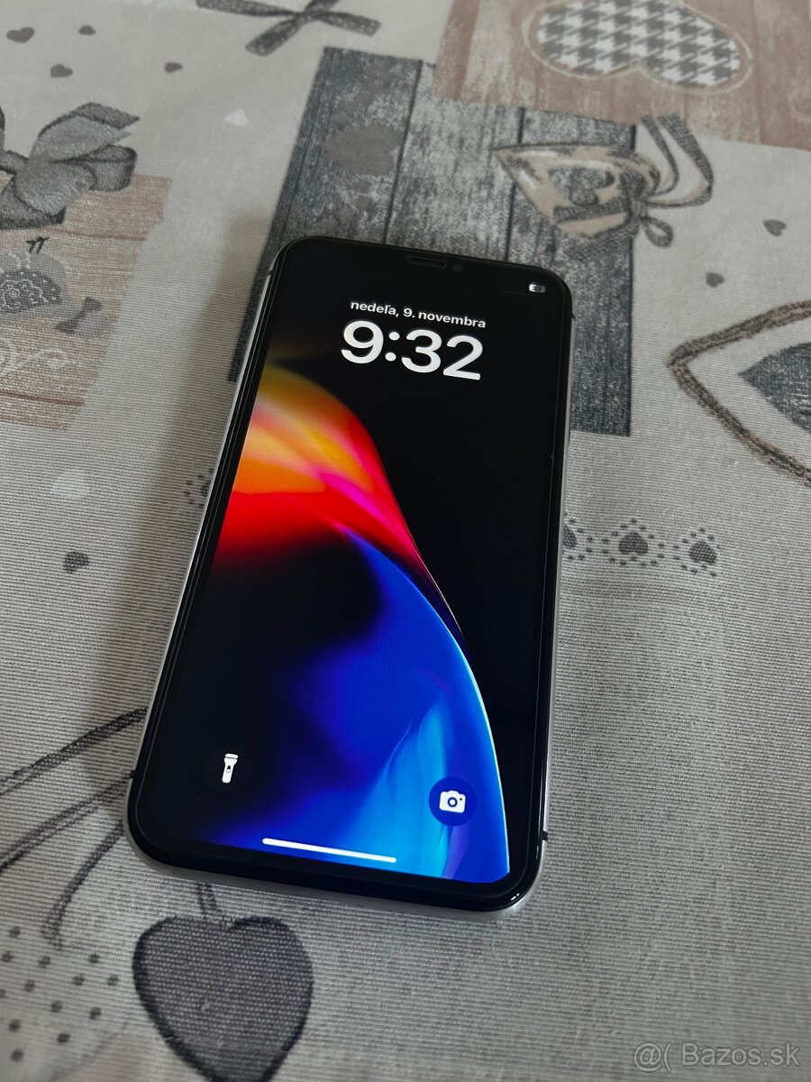 iPhone XR 256GB - 100% batéria