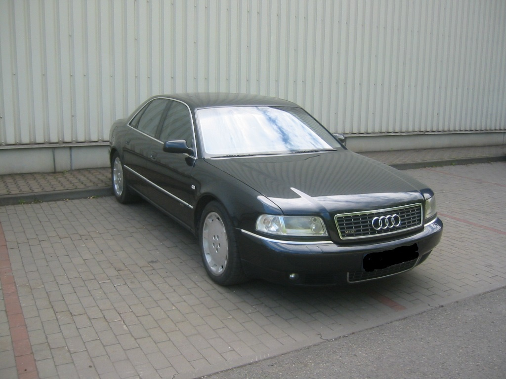 AUDI A8 D2 6.0 W12 309kw krátká i long - díly