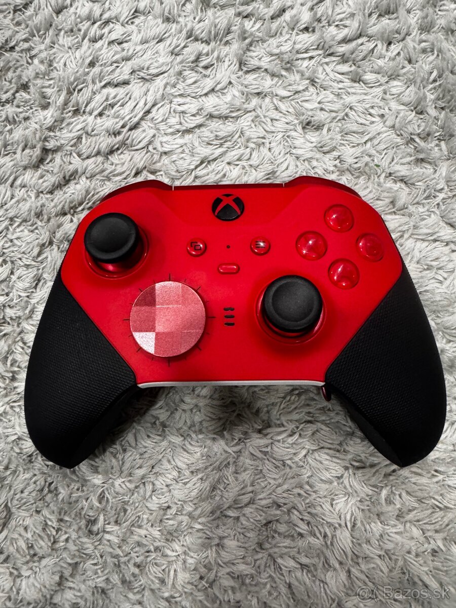 Červený Xbox Elite Series 2