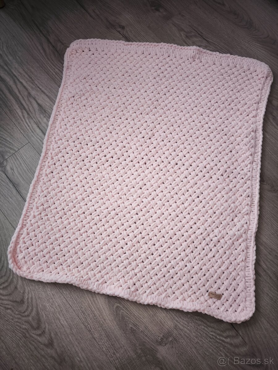 NOVÁ Broskyňová deka z Alize Puffy Fine