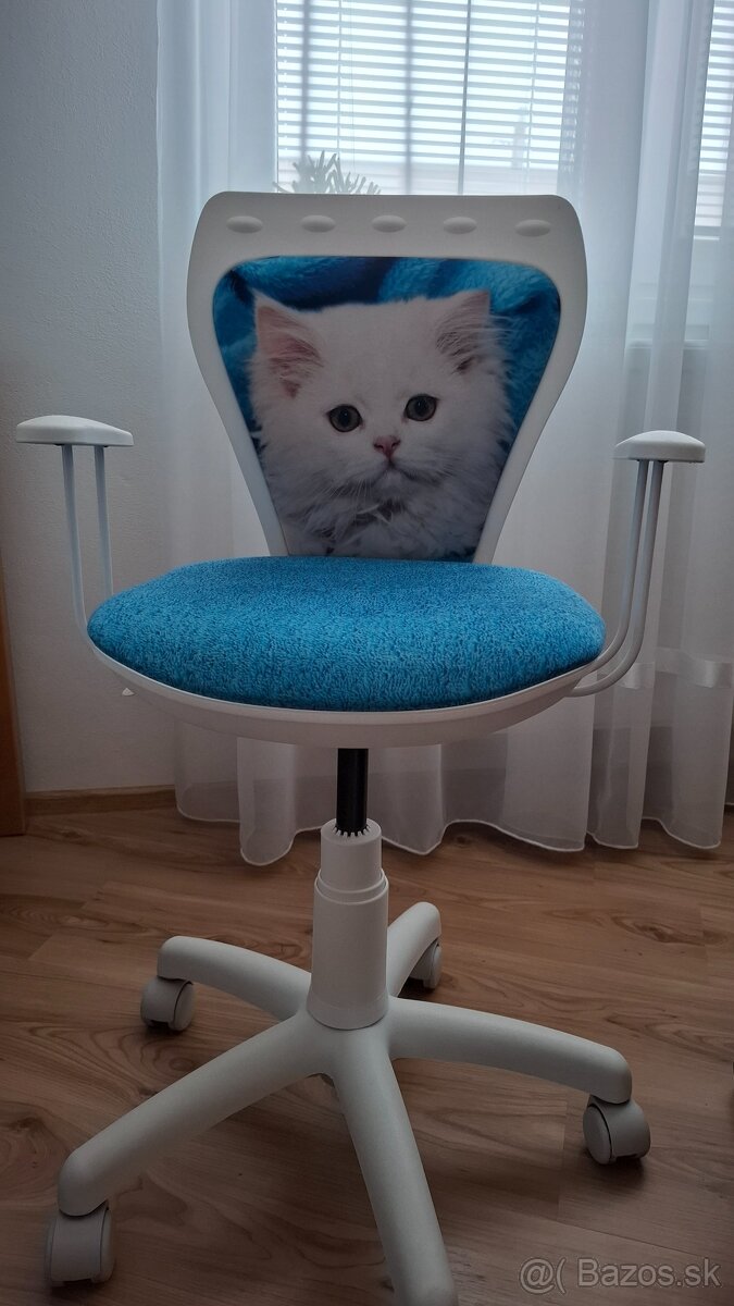 Detska kancelarska stolicka