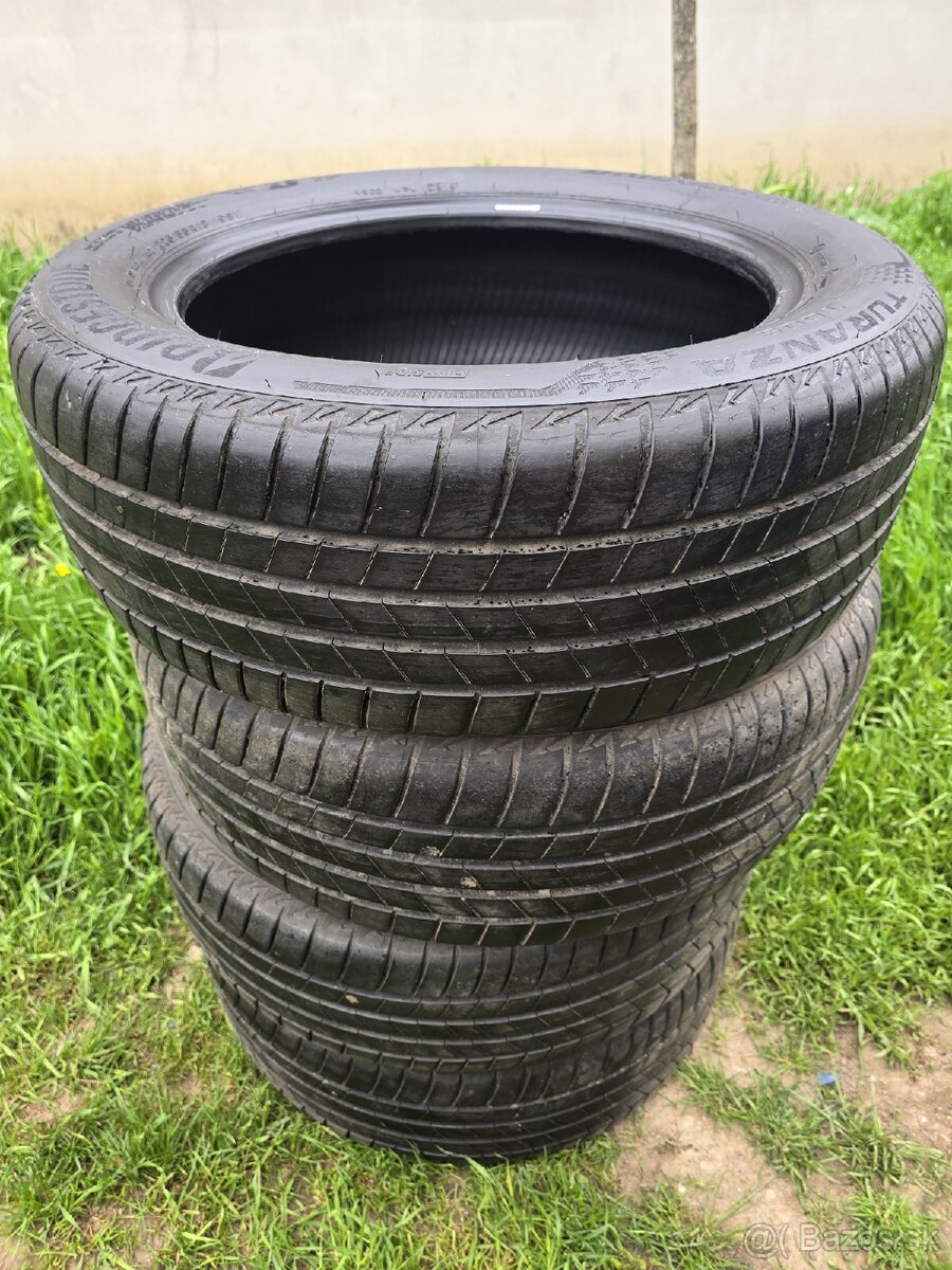 BRIDGESTONE Turanza T005 225/55R18 98V. Cena za sadu.