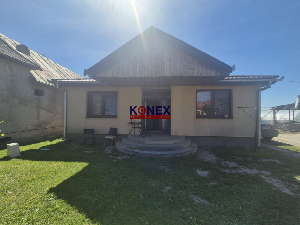 Pekný rodinný dom na predaj - VEŠKOVCE
