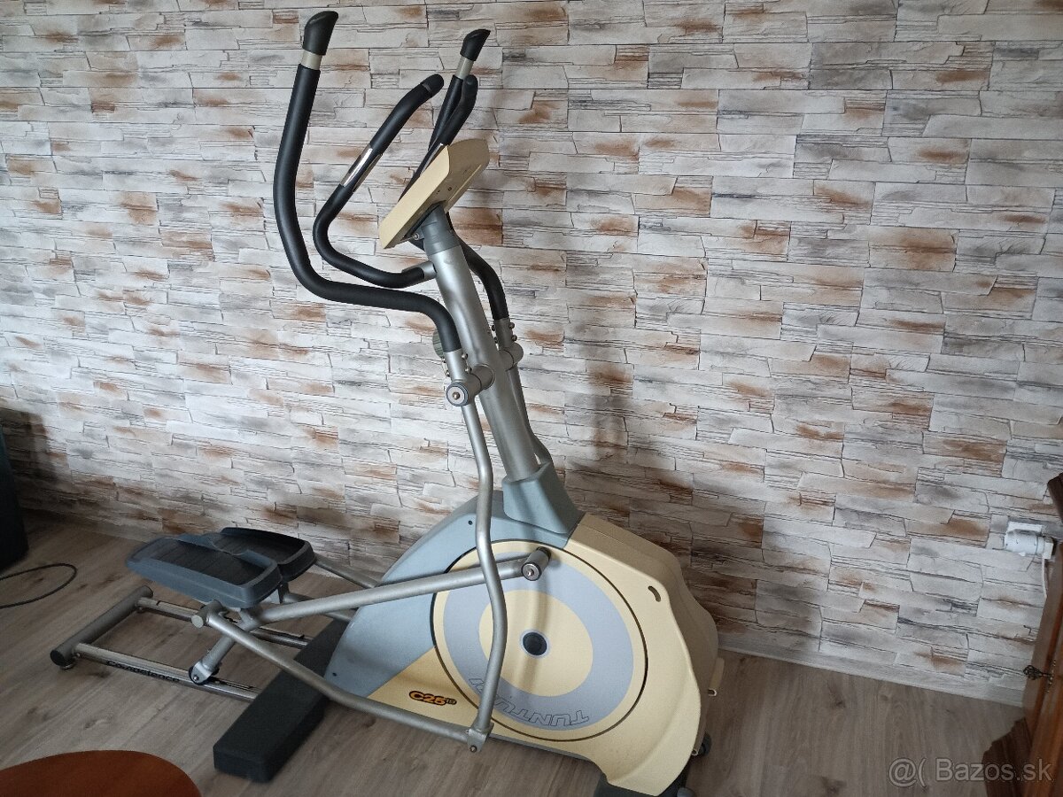 Elipticky trenažér tunturi