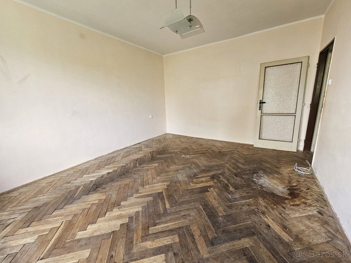 Na predaj 2 izbový byt v pôvodnom stave | ŠTUDENTSKÁ UL. | K