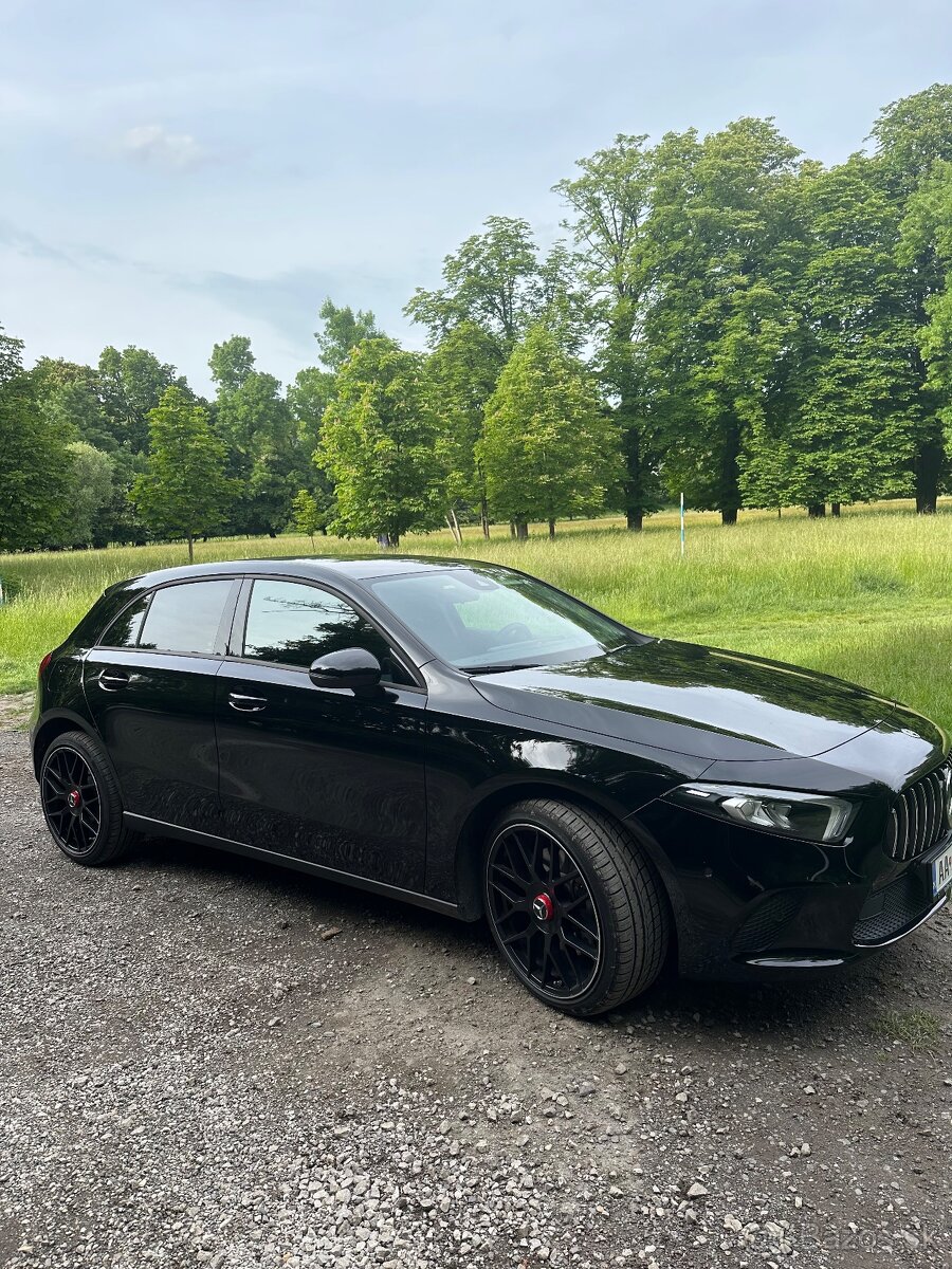 Na predaj: Mercedes-Benz A 250e PHEV