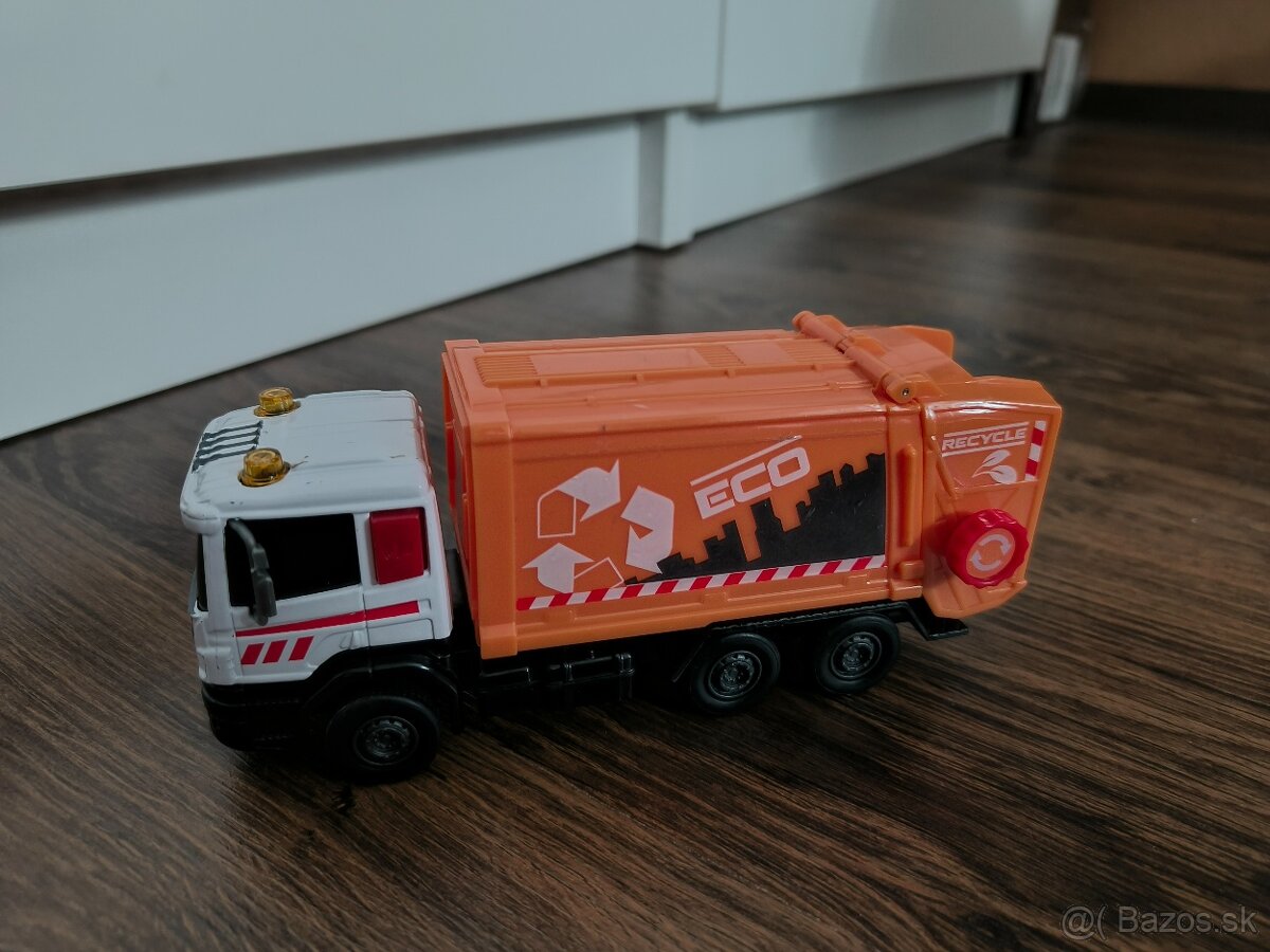 Smetiarske autíčko