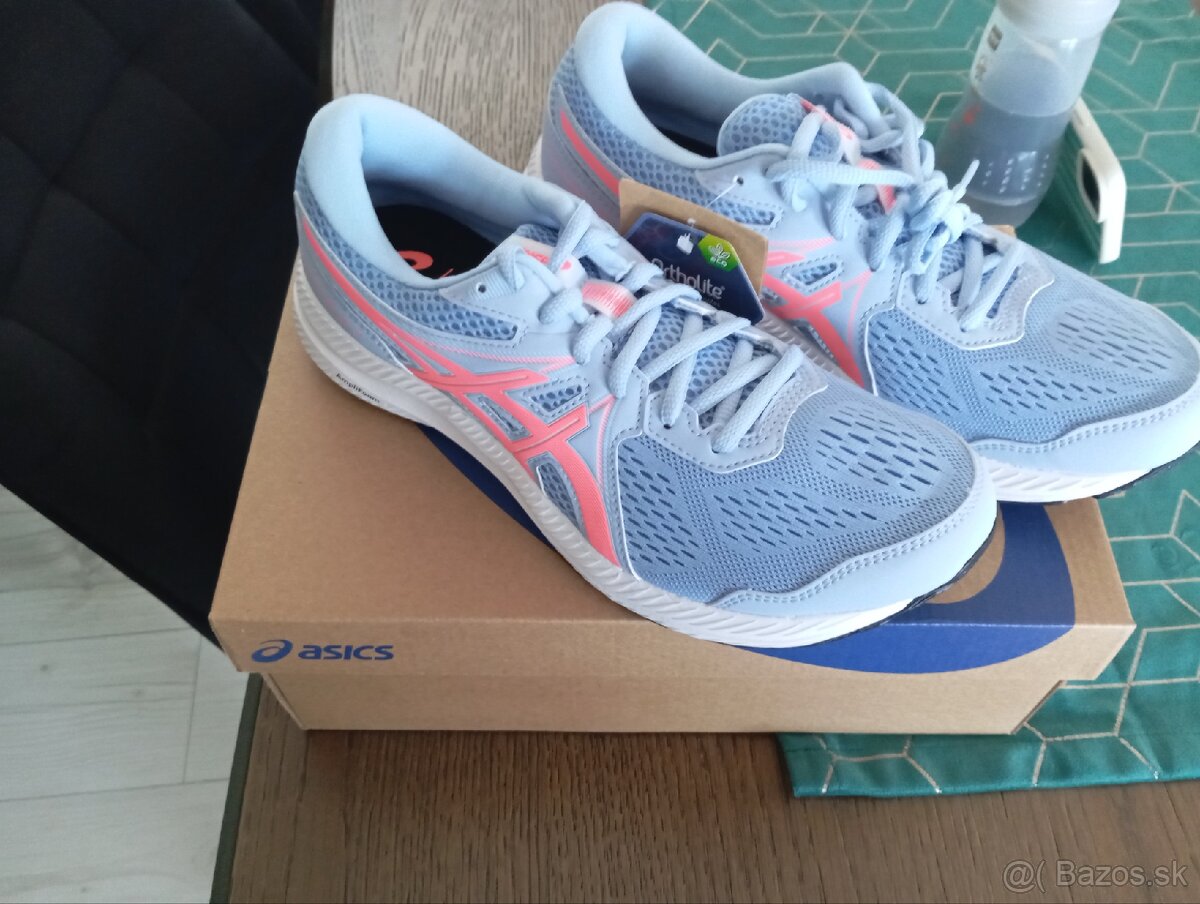 Dámske športové tenisky Asics