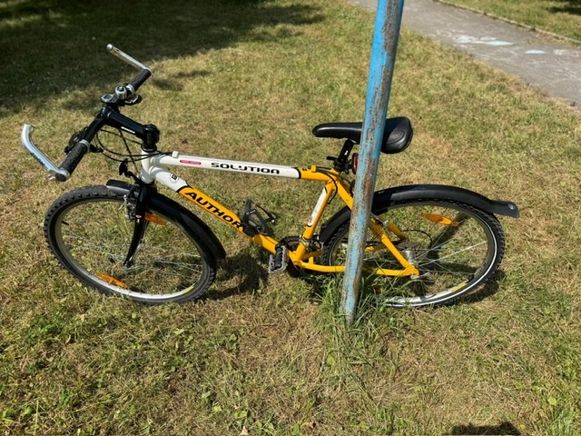 Bicykel AUTHOR