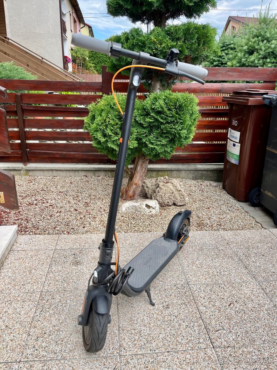 Elektrická kolobežka Ninebot by Segway Kickscooter