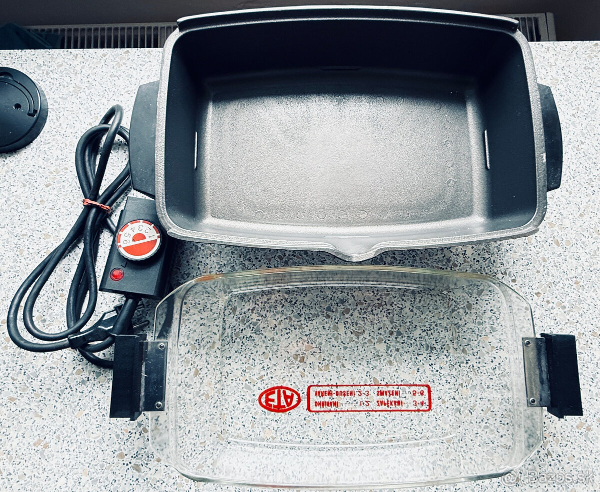 Predám Elektrický hrniec na pečenie ETA - Pečenka