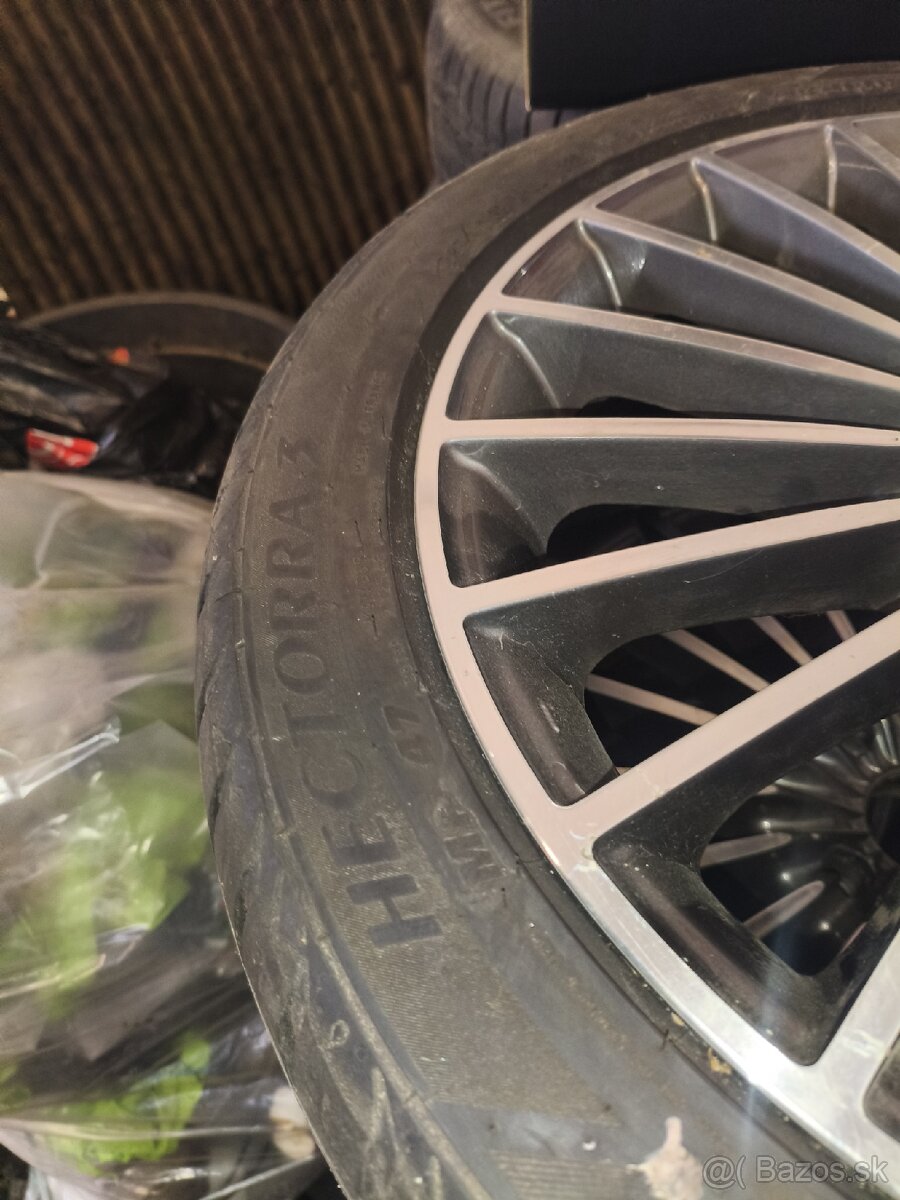 Matador Hectora 3 215/45 R17