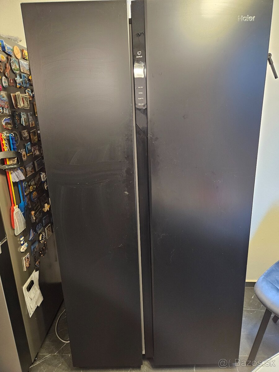 Americka chladnicka s mrazničkou