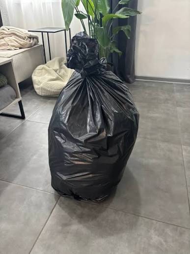 Darujem vrece deckeho oblečenia