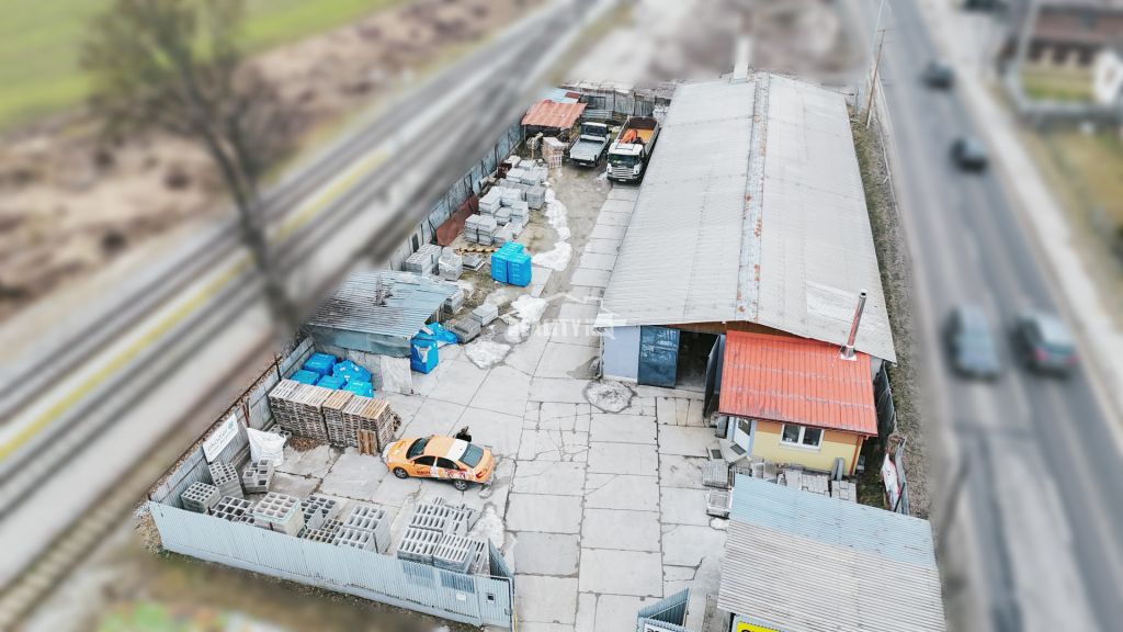 Na prenájom, výrobno-skladová hala s pozemkom 1000 m2, Konsk