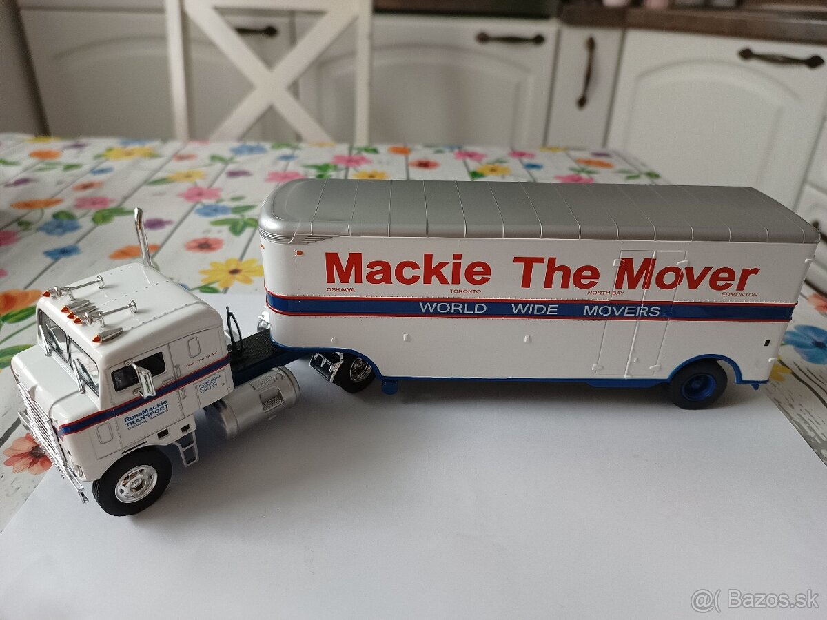 1:43 Kenworth kamión