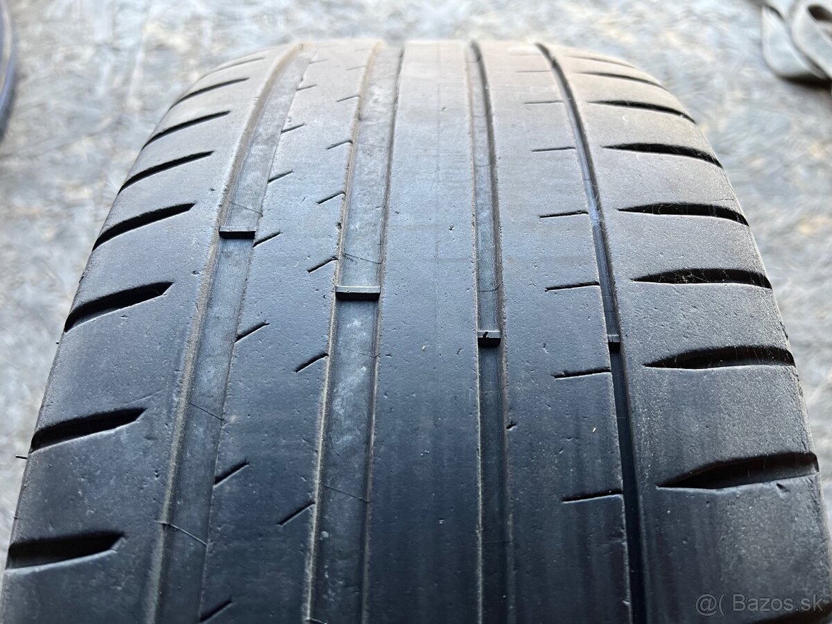 225/40ZR18 92Y MichelinPilot Sport 4