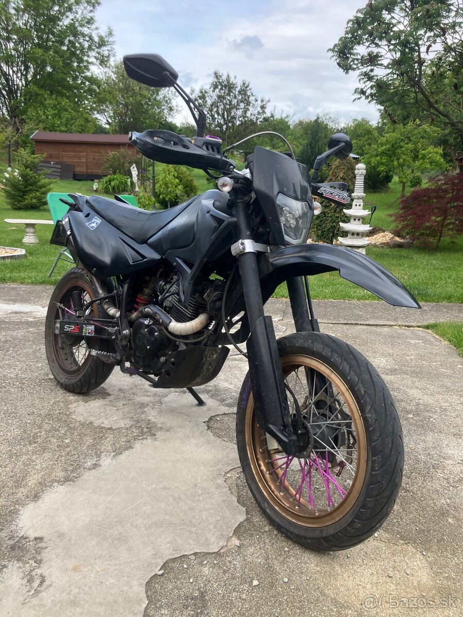 Yuki sm 125