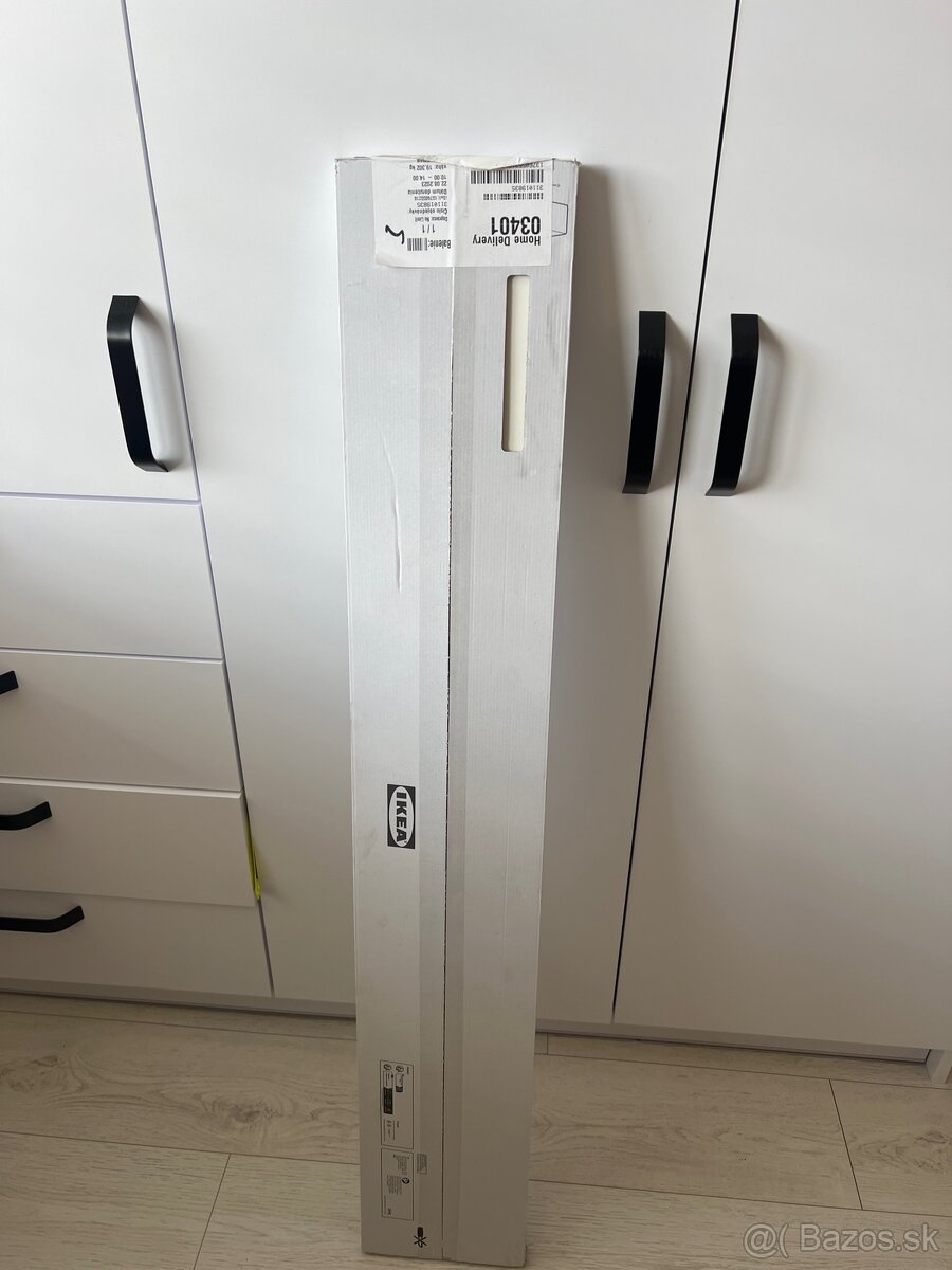 Ikea polica Bergshult
