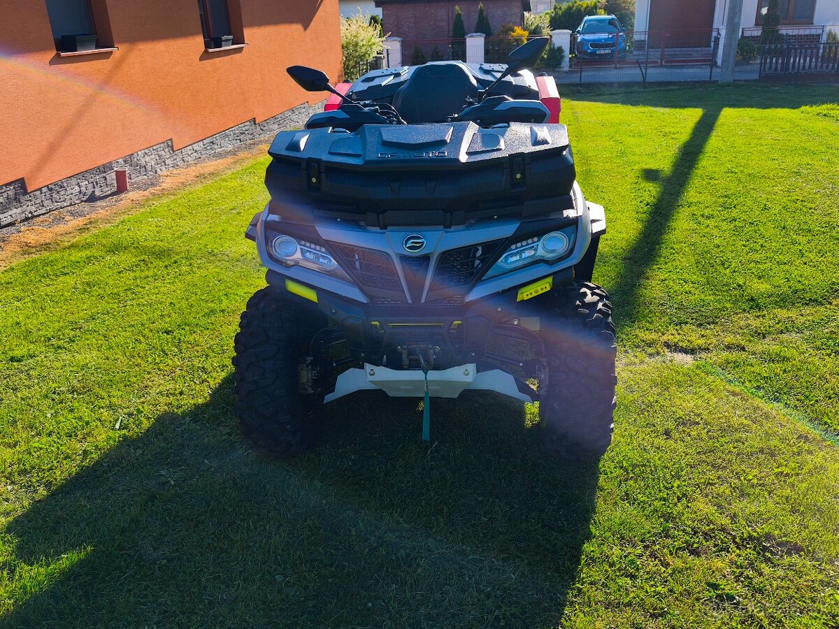 CF Moto X1000