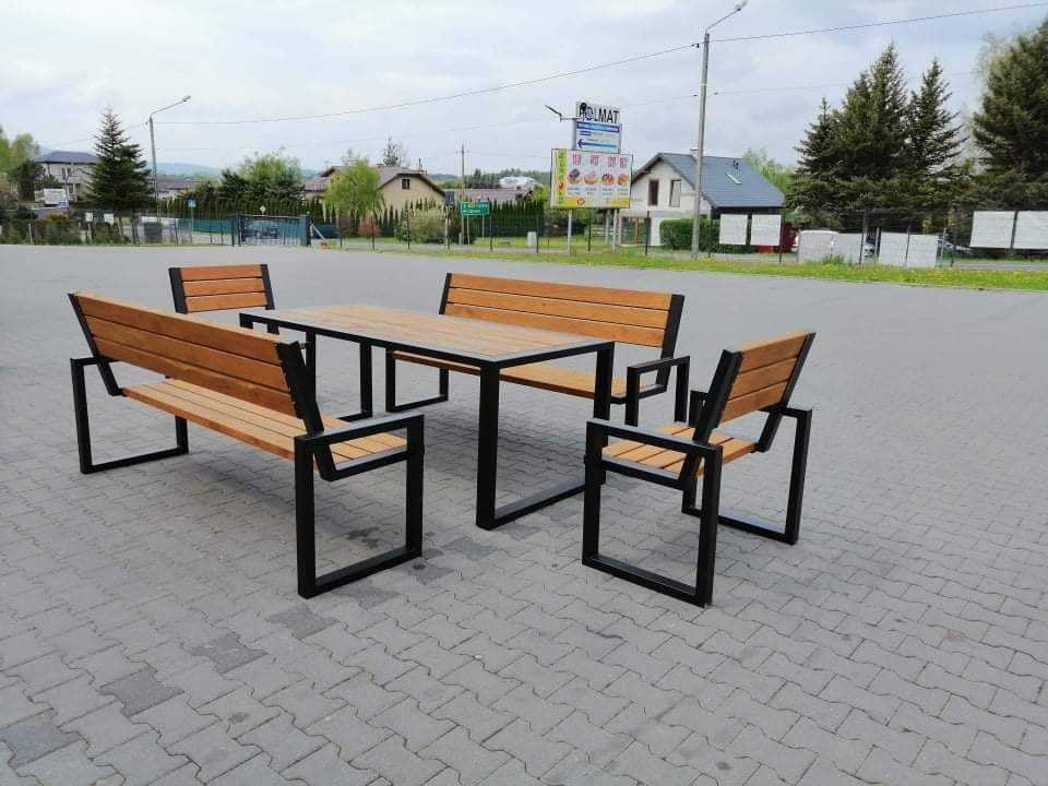 Záhradný nábytok, stôl s lavicami