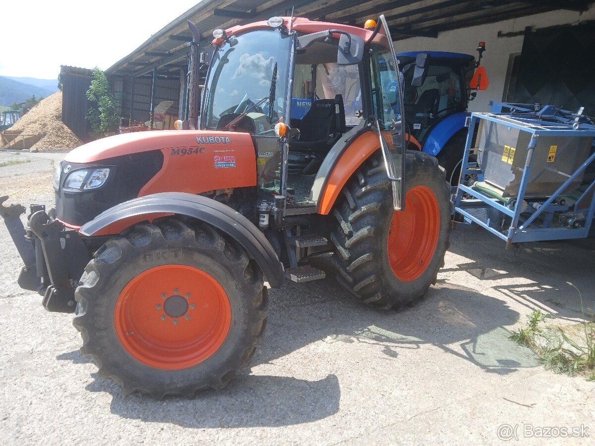 Traktor KUBOTA M9540
