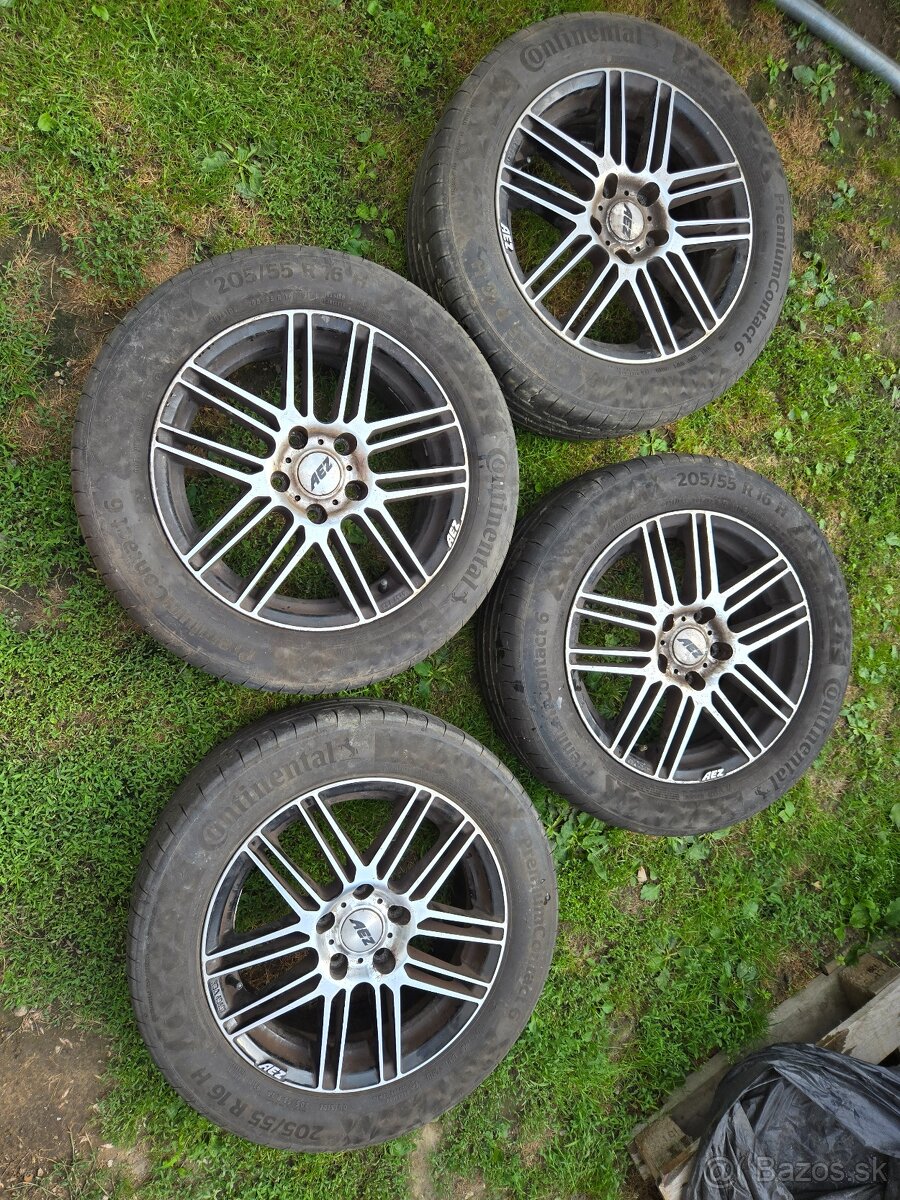 Elektrony s letnými gumami 205/55 r16