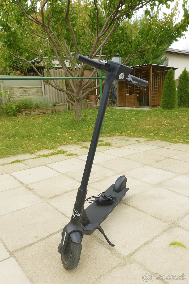 🛴 Elektrická kolobežka ako nová – top stav, len 200 € + doh