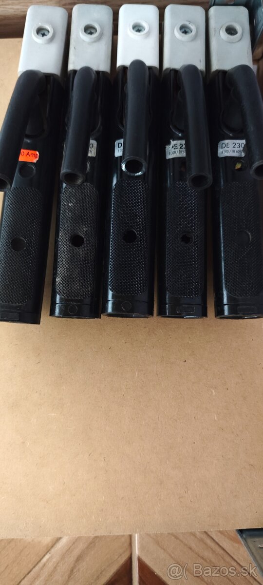 Predám držiak elektród 300 A DE2300