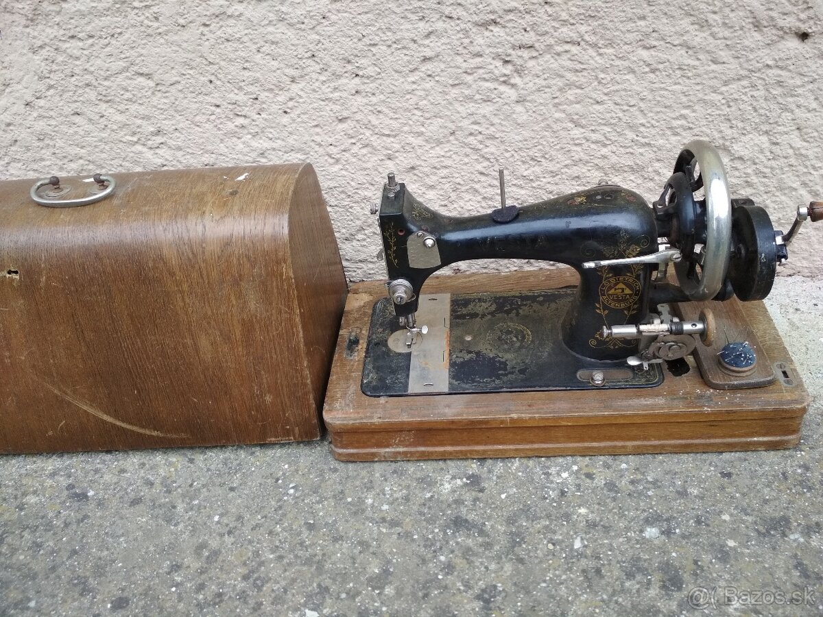 Šijací stroj Vesta, L. O. Dietrich, Altenburg.