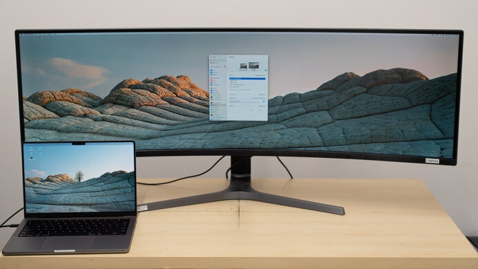 49" SAMSUNG Odyssey CRG9 – DQHD, 120 Hz, HDR1000, QLED, TOP