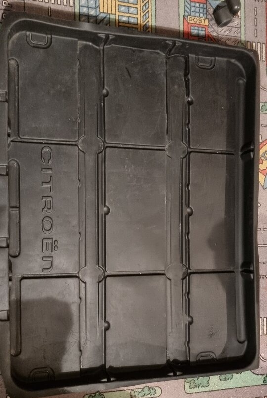 Vaňa do kufra Citroen C4