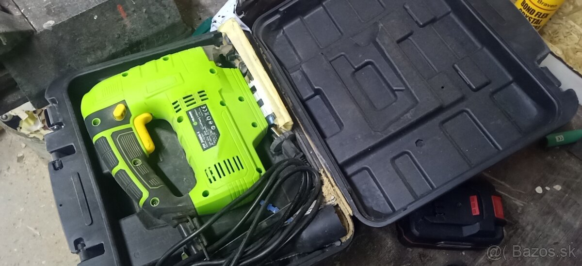 Priamočiara píla Fieldmann