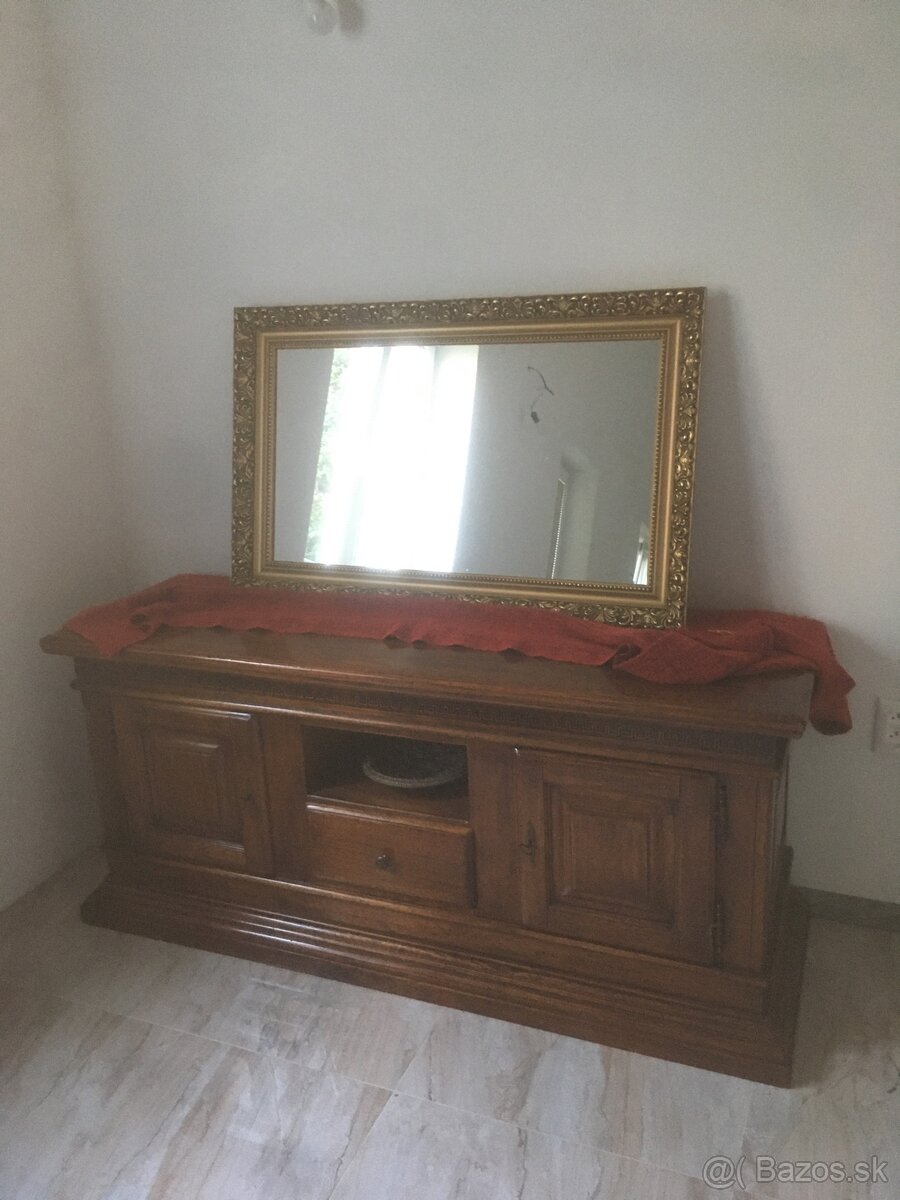 Predám masívny nábytok