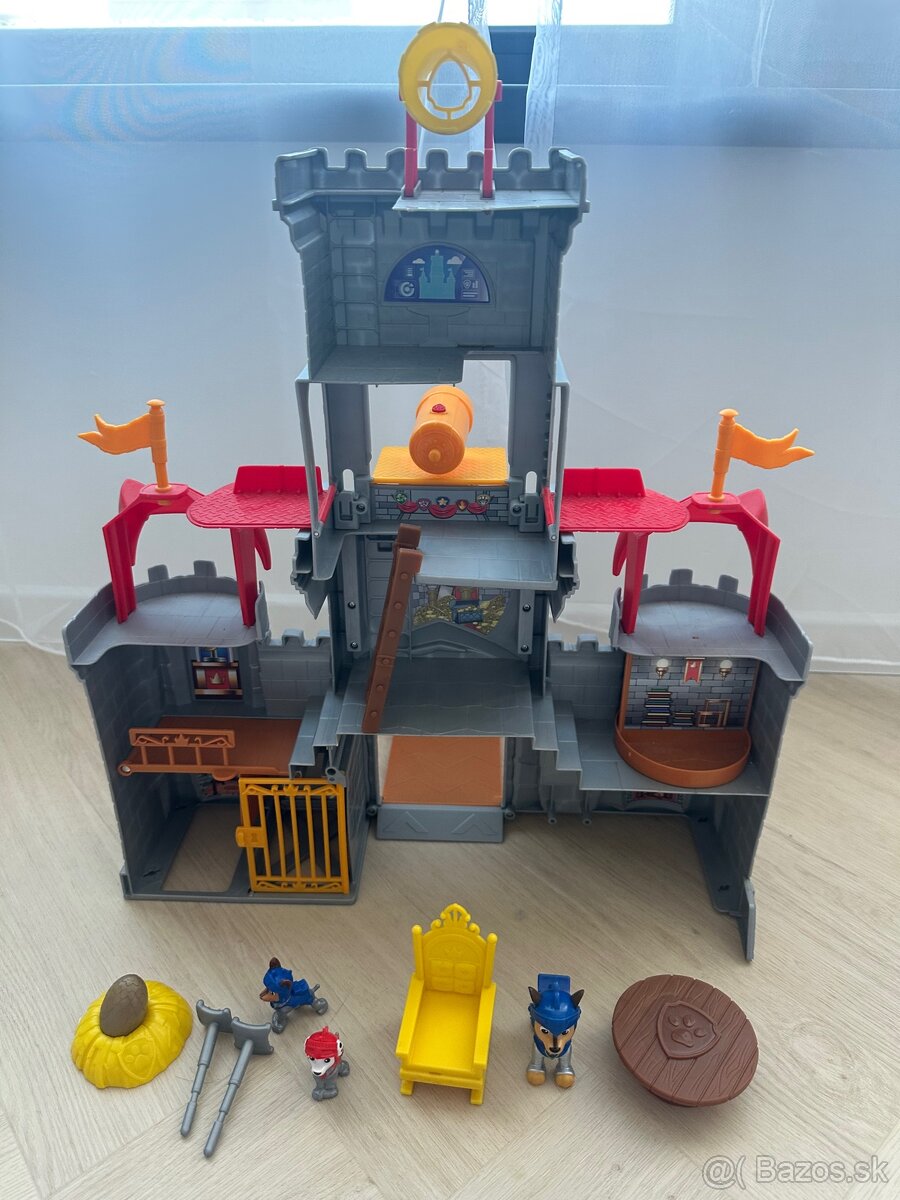 Paw patrol hrad