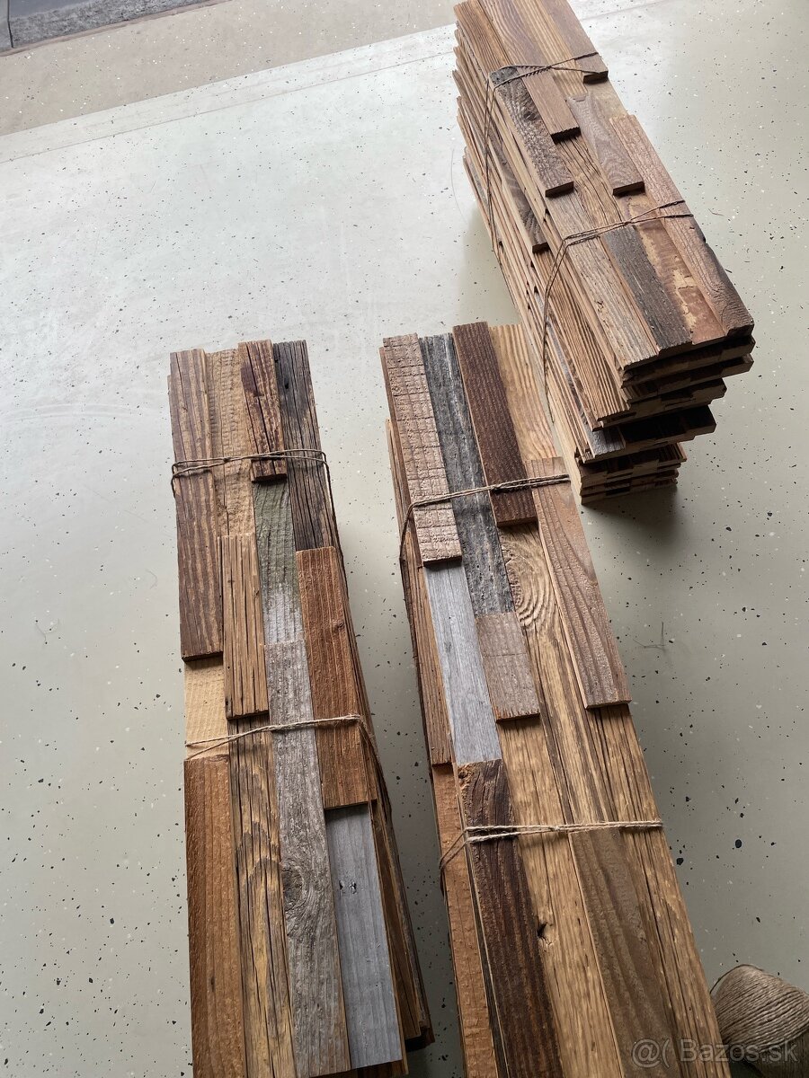 dekoracny dreveny obklad