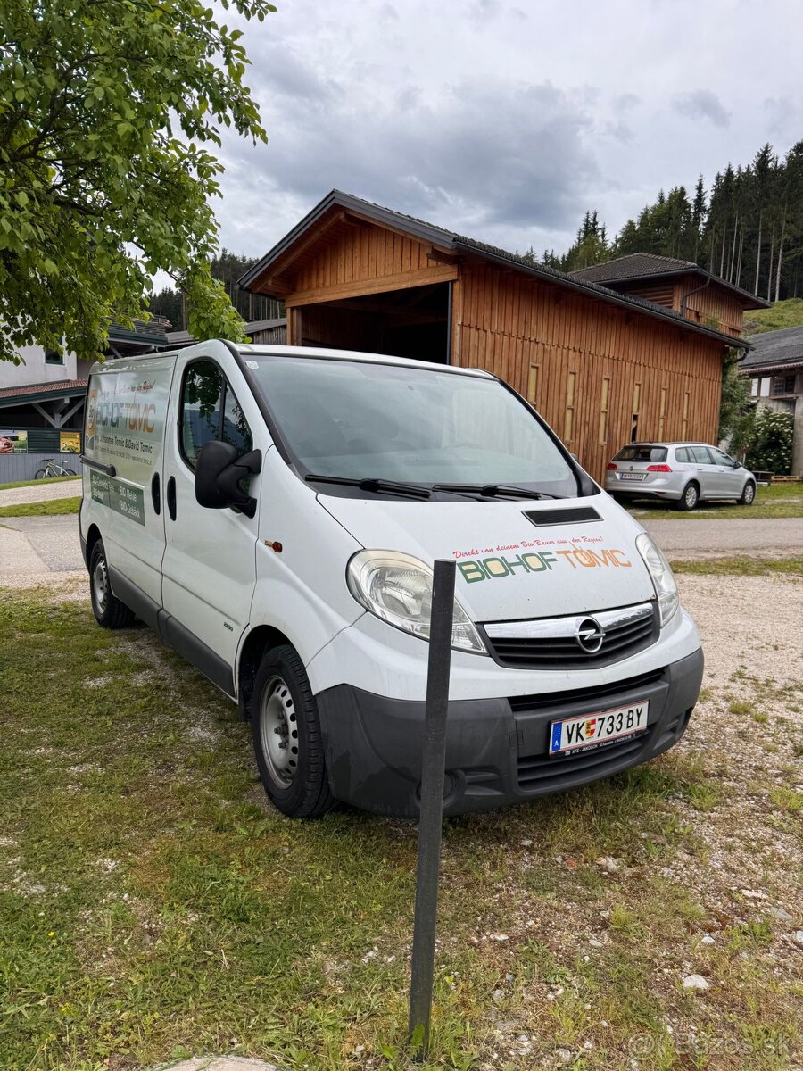 OPEL VIVARO 2.0 DIESEL KLÍMA ŤAŽNÉ