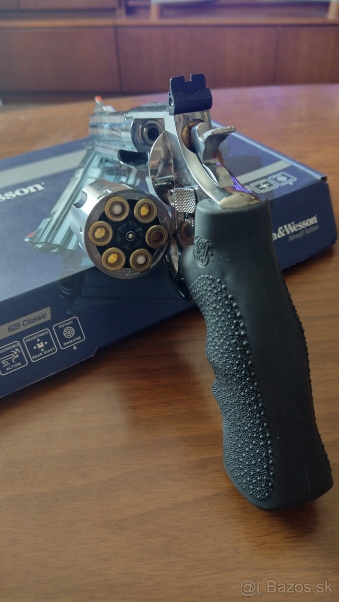 Vzduchová revolverSmith&wesson 629 5palcov