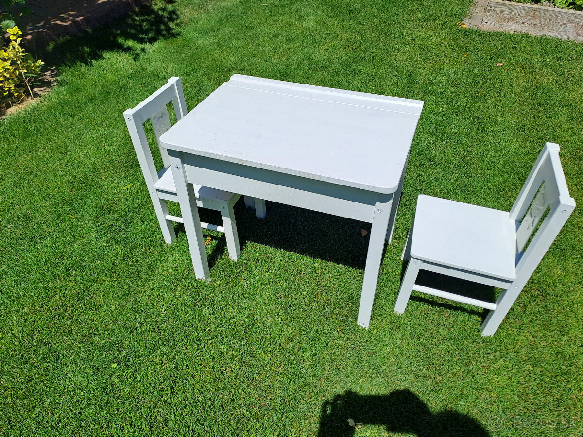Predam detsky stolik a 2 stolicky SUNDIK z IKEA