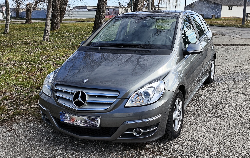 Mercedes-Benz B180 W245