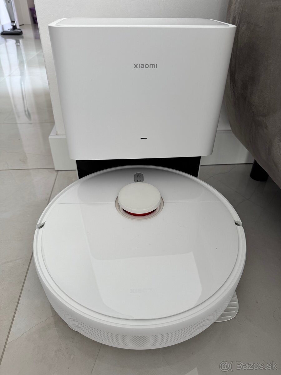Predám robotický vysávač Xiaomi X10 – ešte v záruke