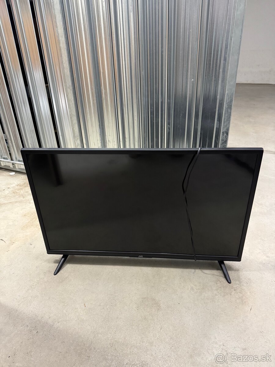 32" JVC LT-32VH4905