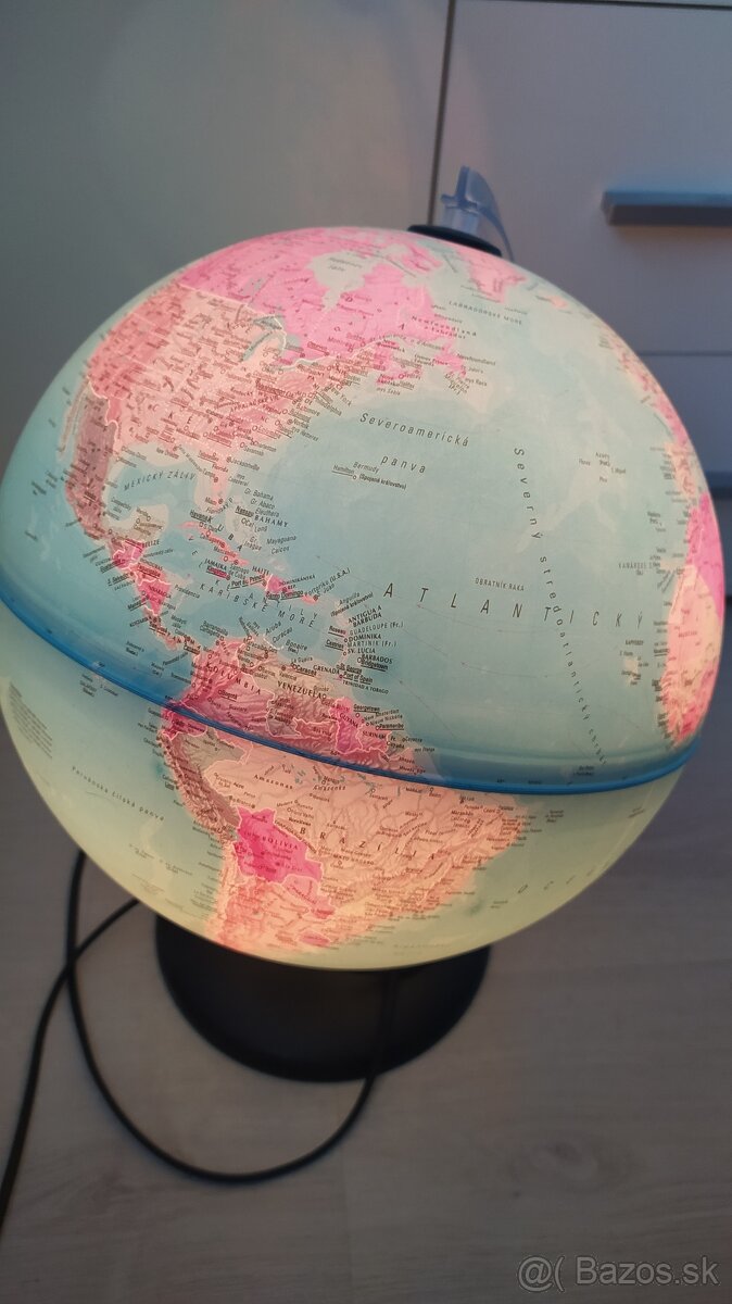 Svietiaci globus