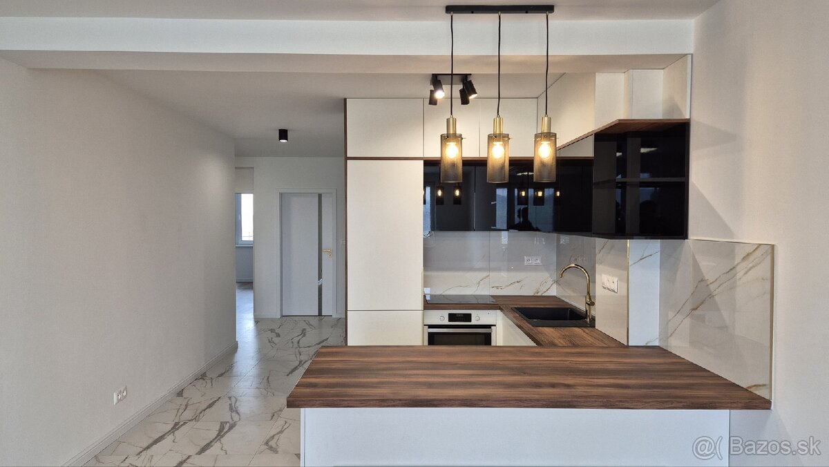 Prenájom 3i byt Námestovo 85 m2
