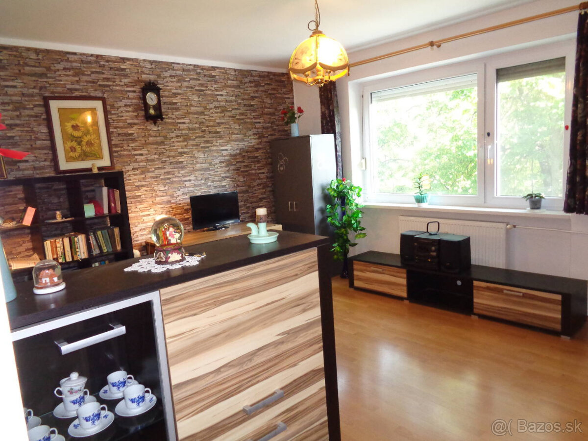 Predaj 3-izbový byt, Zlaté Klasy, 30min.autom do BA