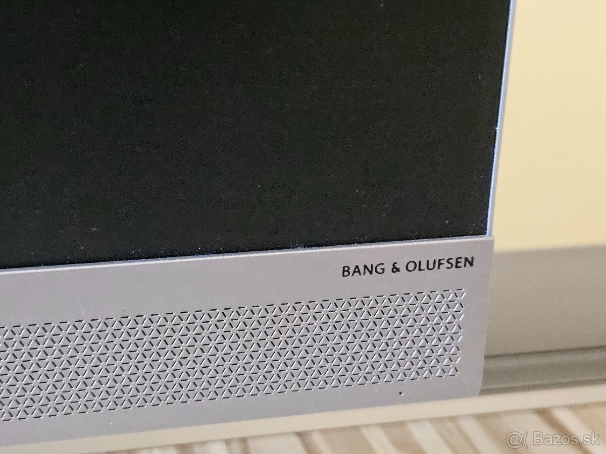 HP EliteDisplay E273m webkamera, Bang&Olufsen