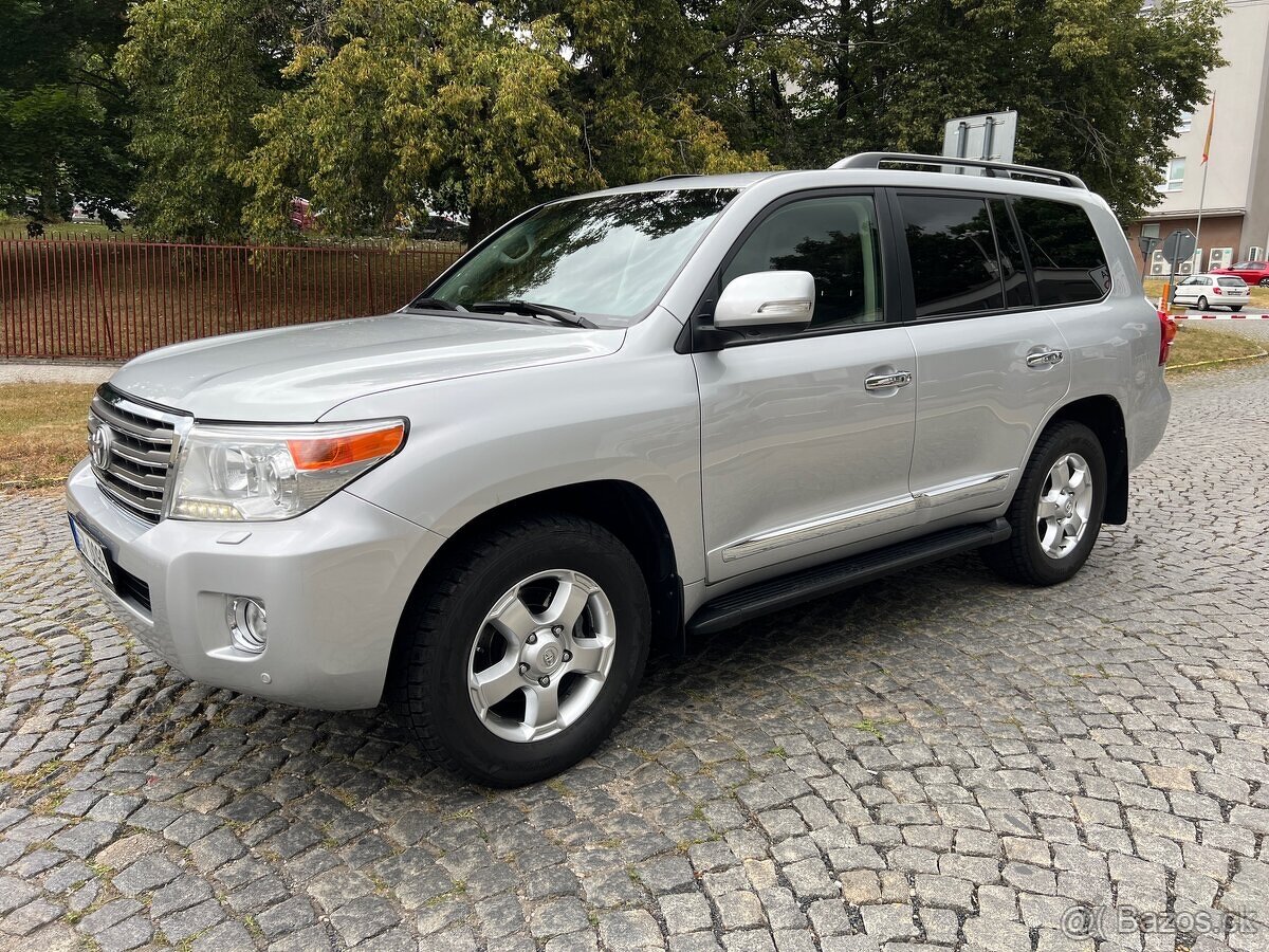 Toyota land cruiser V8 4x4 automat TOPSTAV 93 000km