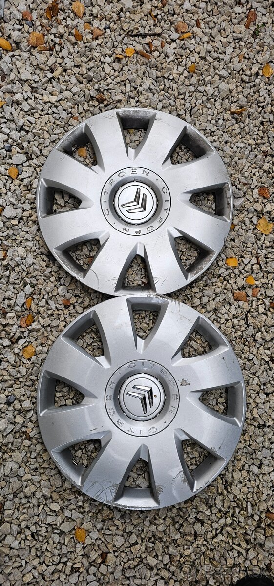 2ks R16 Puklice Citroen