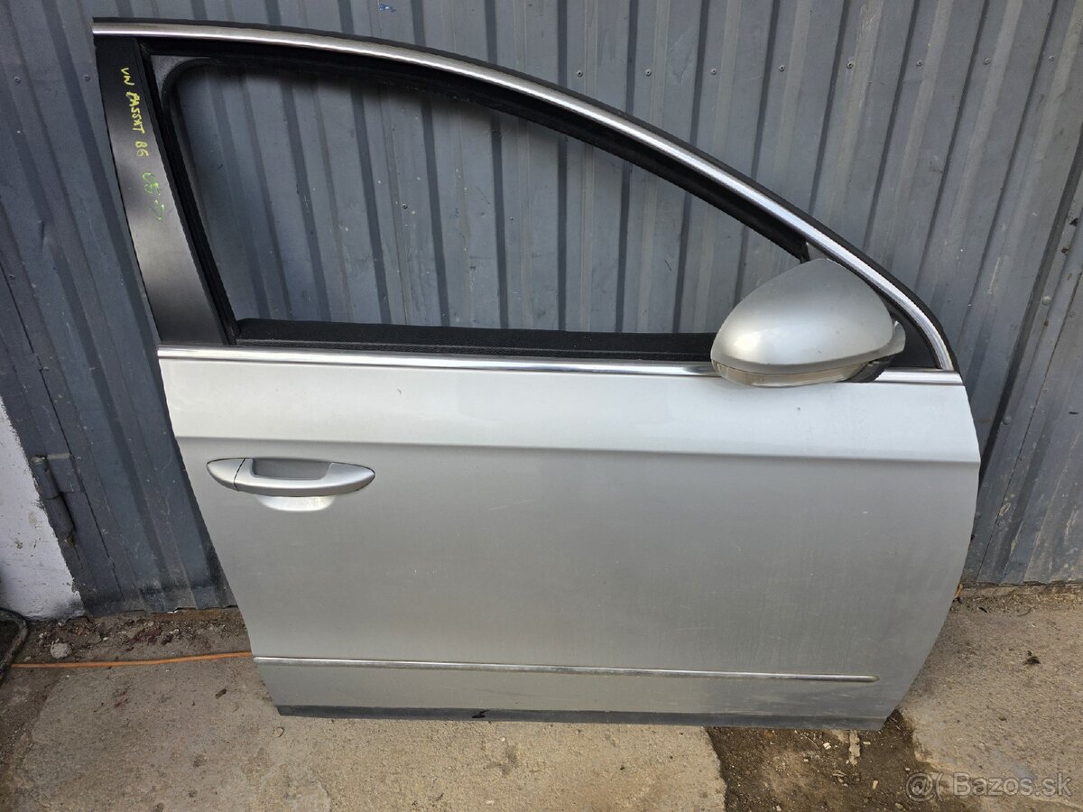 VW Passat B6 pravé predné dvere