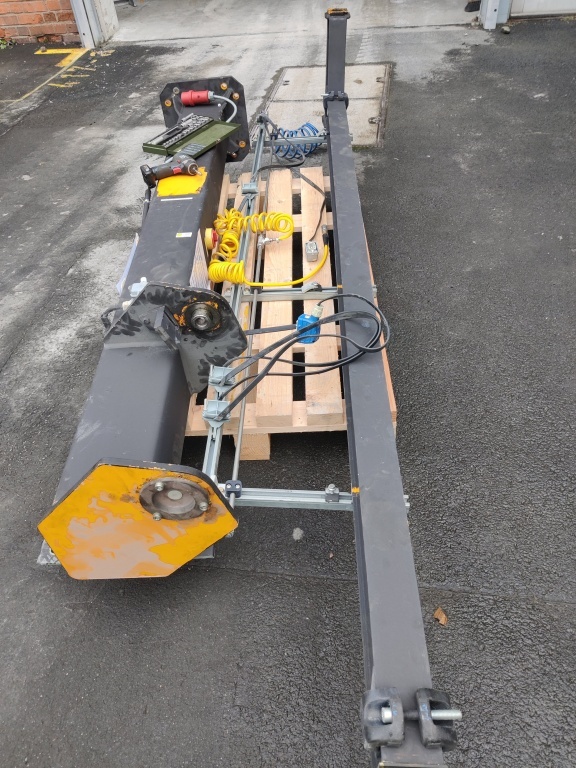 stlpový žeriav Abus 125 kg - 3 m